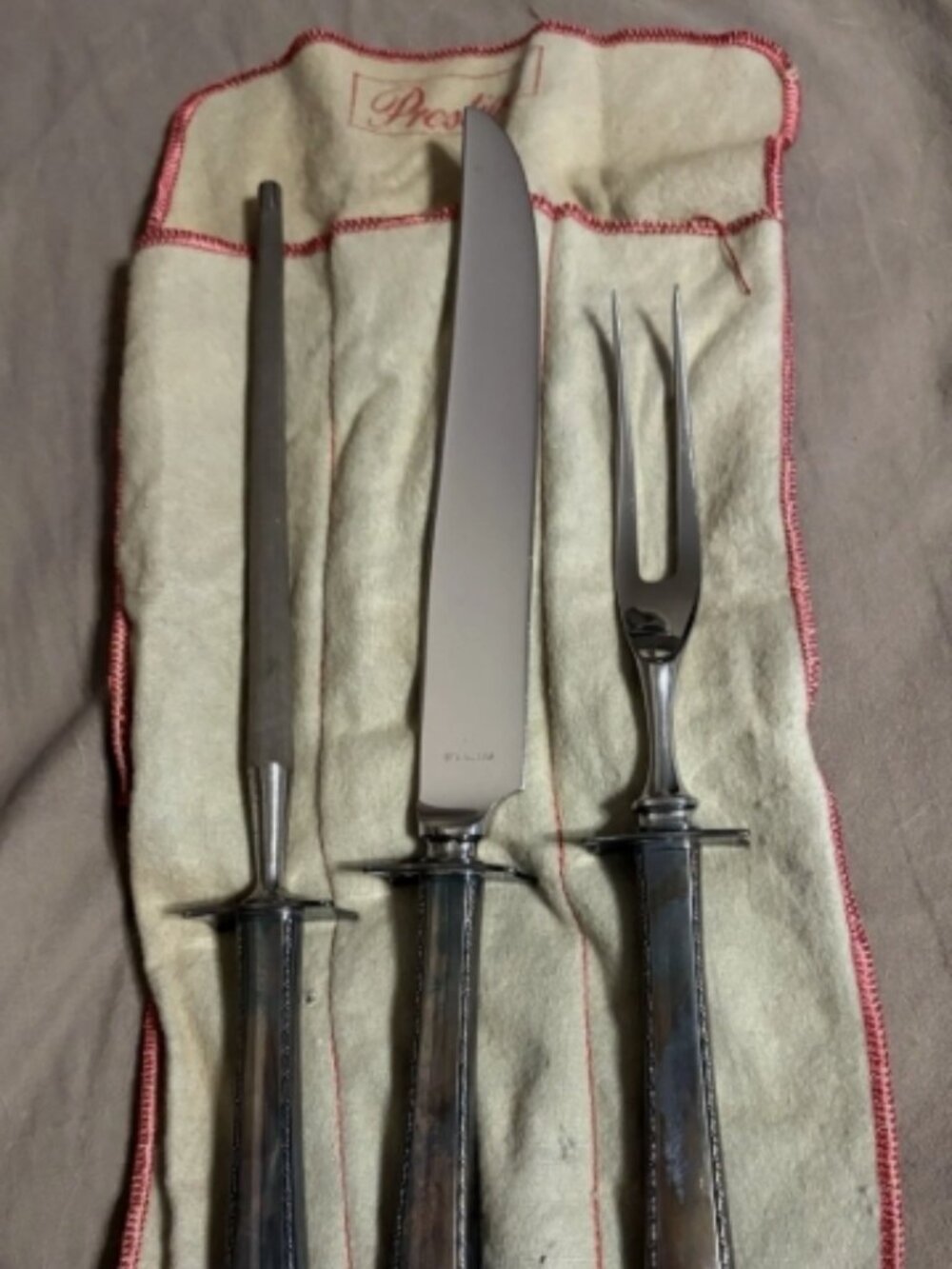 Oneida Prestige BORDEAUX 3- Piece Steak Carving Set Silverplate